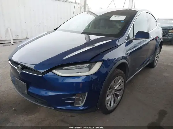 5YJXCAE40GFS00119 2016 TESLA MODEL X - Image 2