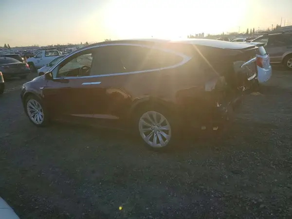 5YJXCAE40GFS00248 2016 TESLA MODEL X - Image 2