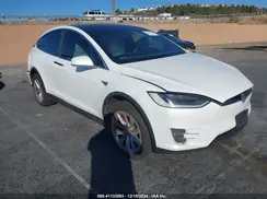 5YJXCAE40HF041572 2017 TESLA MODEL X