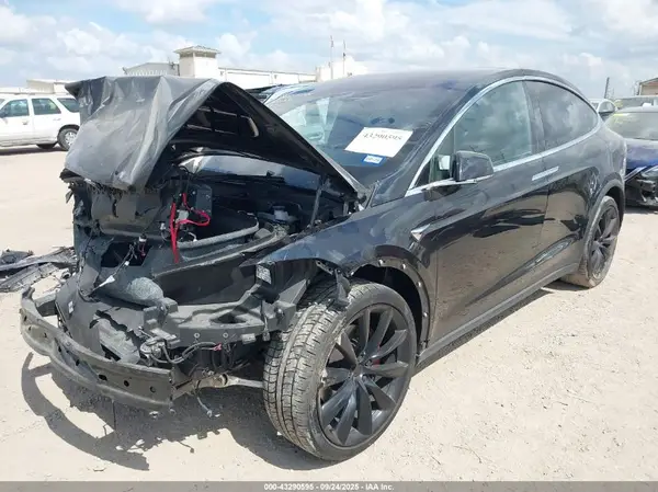 5YJXCAE40JF118138 2018 TESLA MODEL X - Image 2