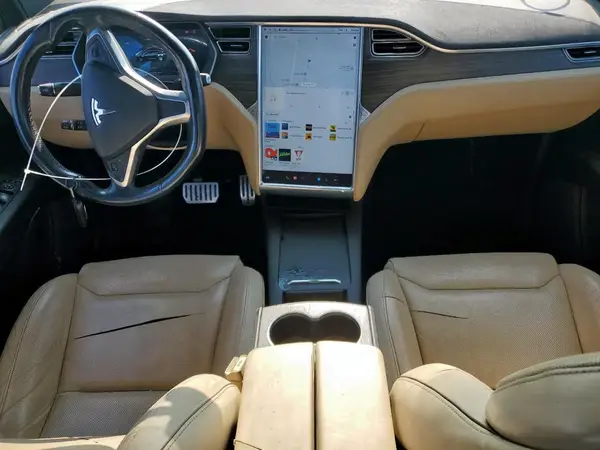 5YJXCAE41GF000530 2016 TESLA MODEL X - Image 8