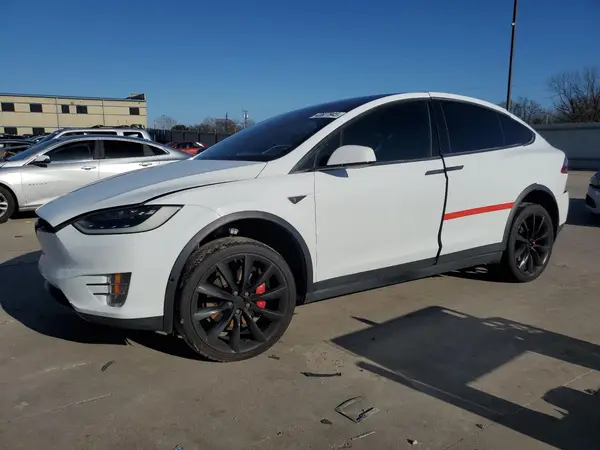 5YJXCAE41GF005453 2016 TESLA MODEL X - Image 1