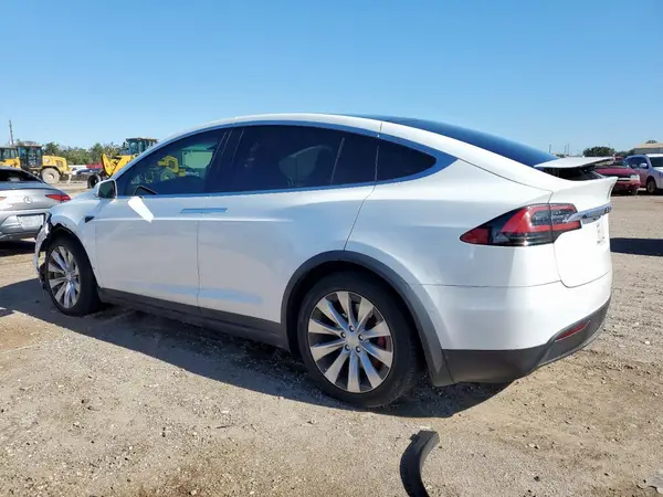 5YJXCAE41KF183128 2019 TESLA MODEL X - Image 2