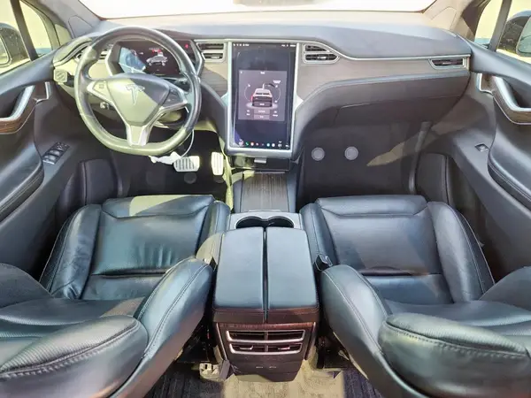5YJXCAE42GF001010 2016 TESLA MODEL X - Image 8