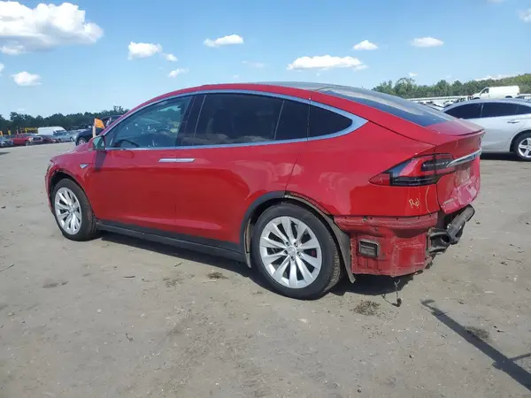 5YJXCAE43GF000531 2016 TESLA MODEL X - Image 2
