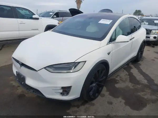5YJXCAE43GF001453 2016 TESLA MODEL X - Image 2