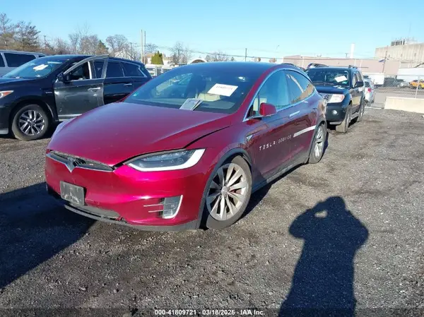 5YJXCAE43GFS00440 2016 TESLA MODEL X - Image 2