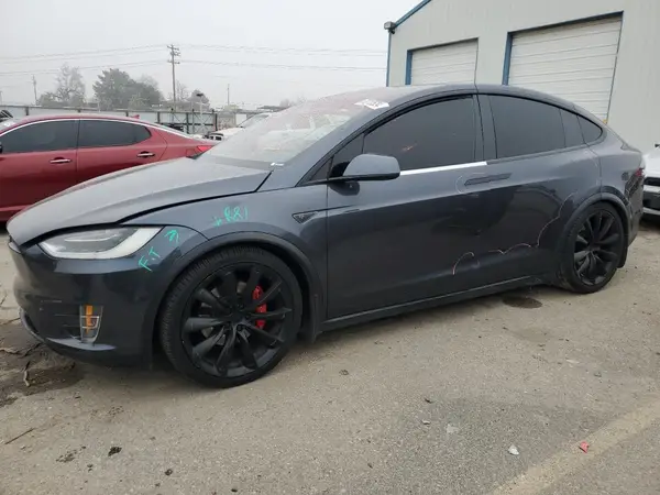 5YJXCAE43GFS00745 2016 TESLA MODEL X - Image 1