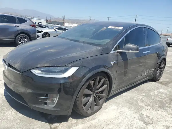 5YJXCAE43JF129490 2018 TESLA MODEL X - Image 1