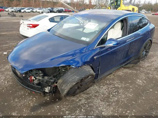 5YJXCAE43KF192316 2019 TESLA MODEL X - Image 2