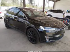 5YJXCAE43LF244884 2020 TESLA MODEL X
