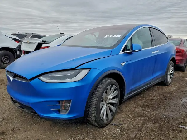 5YJXCAE44GF019850 2016 TESLA MODEL X - Image 1