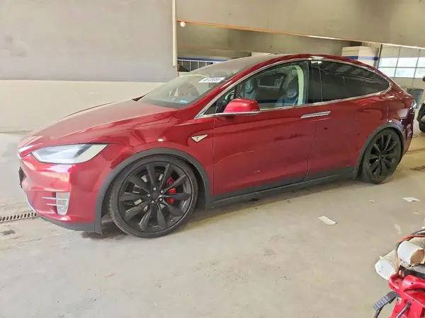 5YJXCAE44GFF00068 2016 TESLA MODEL X - Image 1