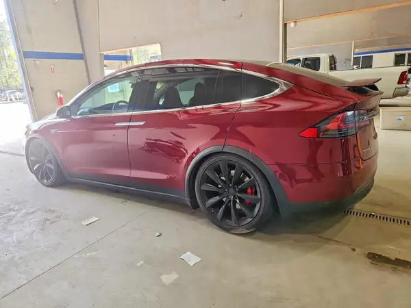 5YJXCAE44GFF00068 2016 TESLA MODEL X - Image 2