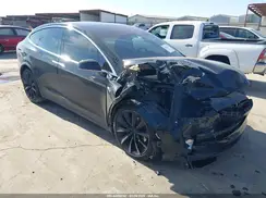5YJXCAE44JF081112 2018 TESLA MODEL X