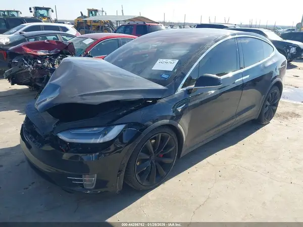 5YJXCAE44JF081112 2018 TESLA MODEL X - Image 2