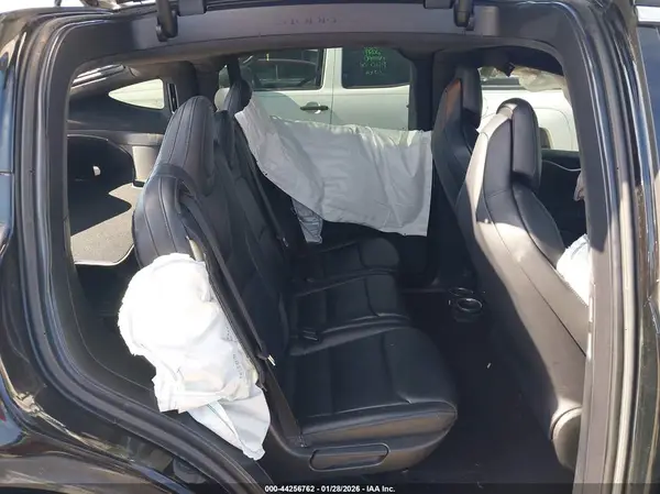 5YJXCAE44JF081112 2018 TESLA MODEL X - Image 8