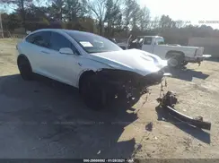 5YJXCAE44JF144807 2018 TESLA MODEL X