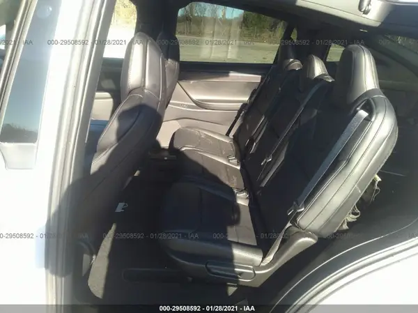 5YJXCAE44JF144807 2018 TESLA MODEL X - Image 8