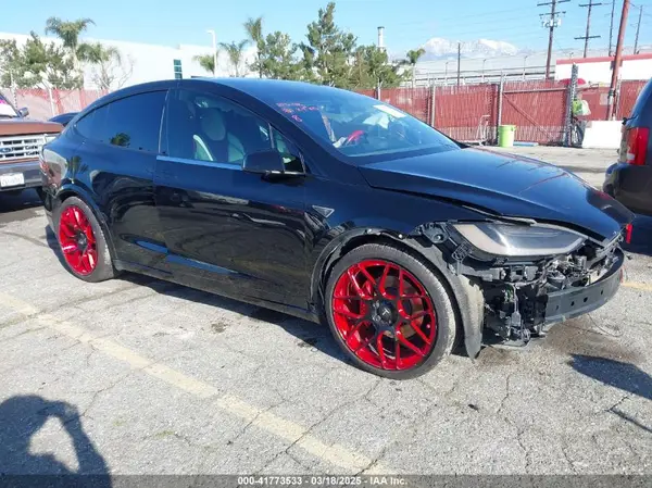 5YJXCAE45GF000885 2016 TESLA MODEL X - Image 1