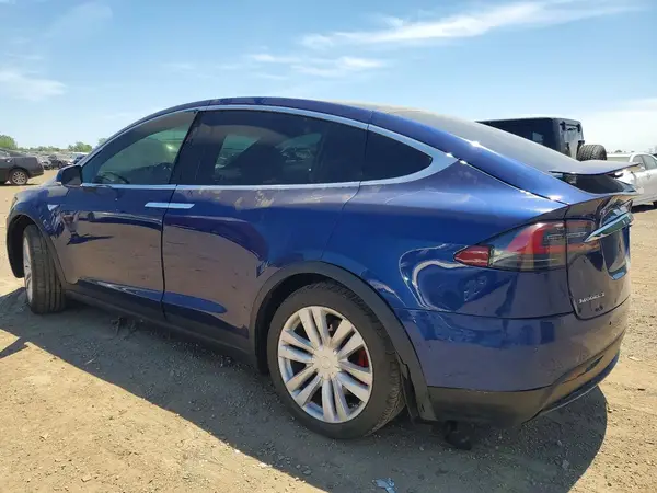 5YJXCAE45GF005584 2016 TESLA MODEL X - Image 2