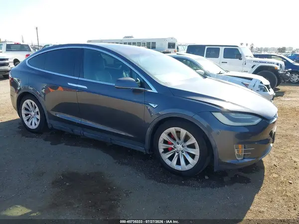 5YJXCAE45GFS00066 2016 TESLA MODEL X - Image 1