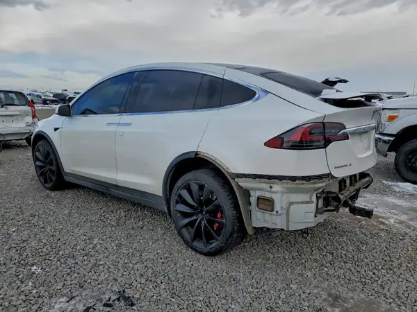 5YJXCAE45HF078617 2017 TESLA MODEL X - Image 2