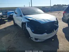 5YJXCAE45JF142953 2018 TESLA MODEL X