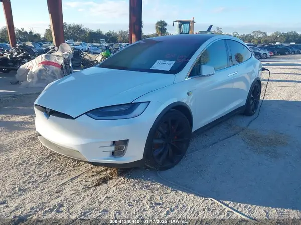 5YJXCAE46GF013368 2016 TESLA MODEL X - Image 2