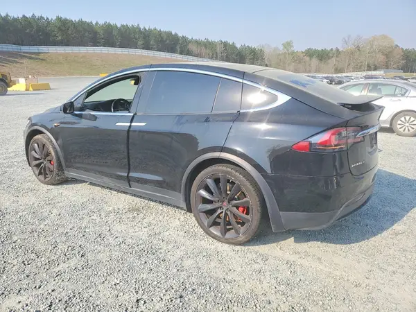5YJXCAE46GF026685 2016 TESLA MODEL X - Image 2