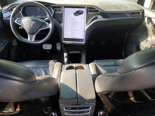5YJXCAE46GF026685 2016 TESLA MODEL X - Image 8