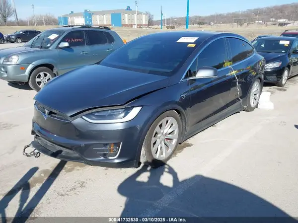 5YJXCAE46GF028288 2016 TESLA MODEL X - Image 2