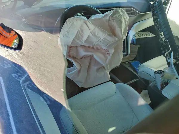 5YJXCAE47GF001472 2016 TESLA MODEL X - Image 8