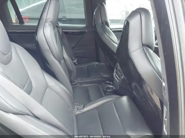 5YJXCAE47GF006901 2016 TESLA MODEL X - Image 8