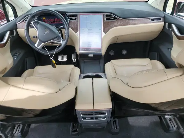 5YJXCAE47GFS00697 2016 TESLA MODEL X - Image 8