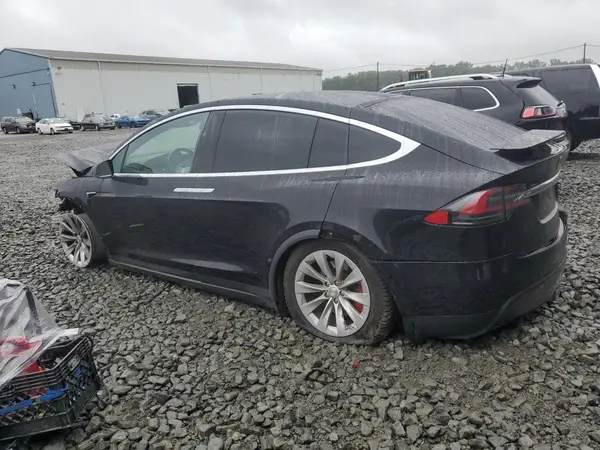 5YJXCAE47LF249196 2020 TESLA MODEL X - Image 2