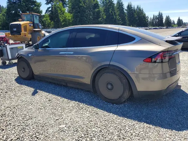 5YJXCAE48GF000461 2016 TESLA MODEL X - Image 2
