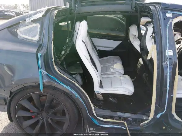 5YJXCAE48GF006258 2016 TESLA MODEL X - Image 8