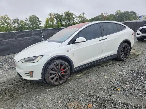 5YJXCAE48GFS00479 2016 TESLA MODEL X - Image 1