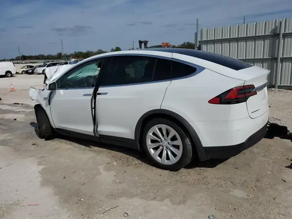 5YJXCAE49GF000551 2016 TESLA MODEL X - Image 2