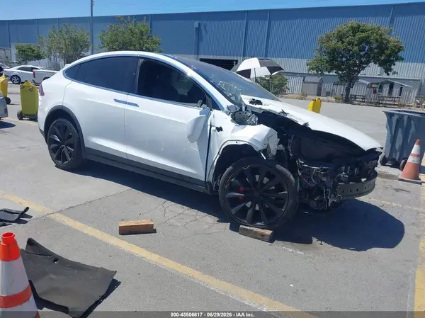 5YJXCAE49GF001277 2016 TESLA MODEL X - Image 1