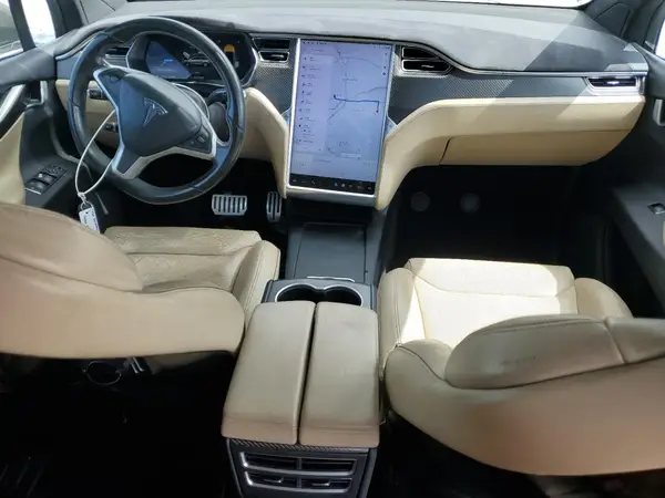 5YJXCAE49GFS00622 2016 TESLA MODEL X - Image 8