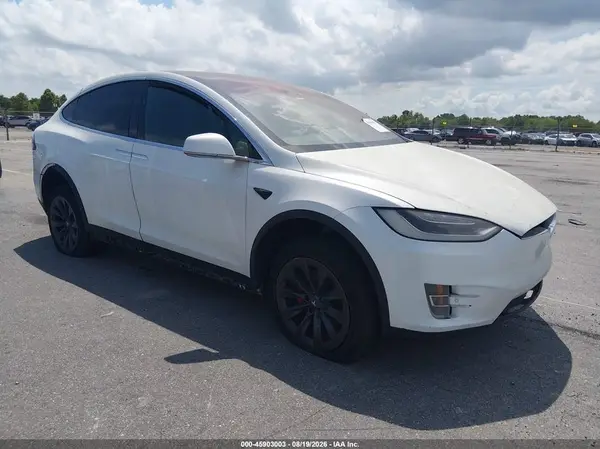 5YJXCAE49HF052764 2017 TESLA MODEL X - Image 1