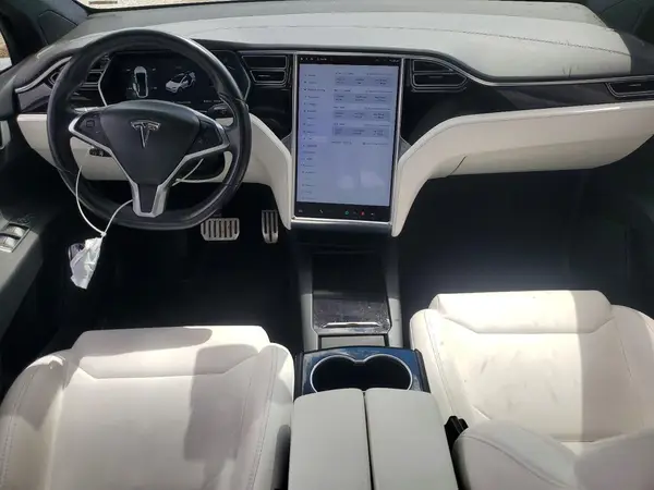 5YJXCAE49JF091229 2018 TESLA MODEL X - Image 8