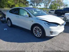 5YJXCAE4XGF000915 2016 TESLA MODEL X