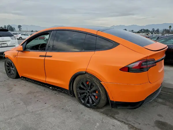 5YJXCAE4XGF000977 2016 TESLA MODEL X - Image 2