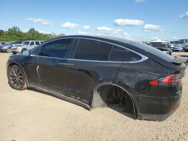5YJXCAE4XGFS00189 2016 TESLA MODEL X - Image 2