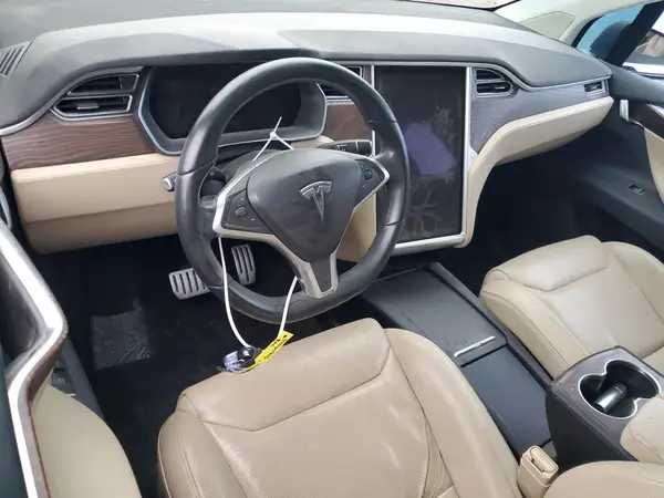 5YJXCAE4XGFS00810 2016 TESLA MODEL X - Image 8