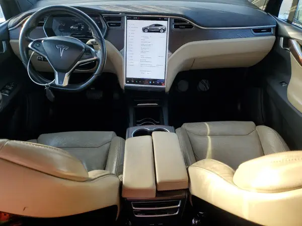 5YJXCBE20GF002094 2016 TESLA MODEL X - Image 8