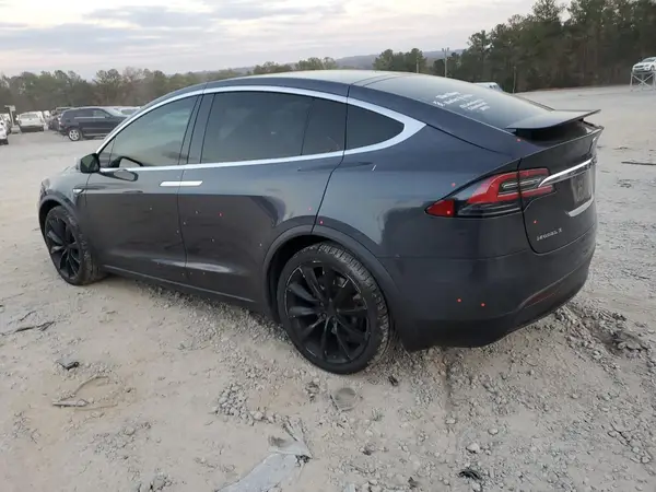 5YJXCBE20GF004539 2016 TESLA MODEL X - Image 2